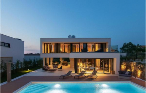 Villa 1
